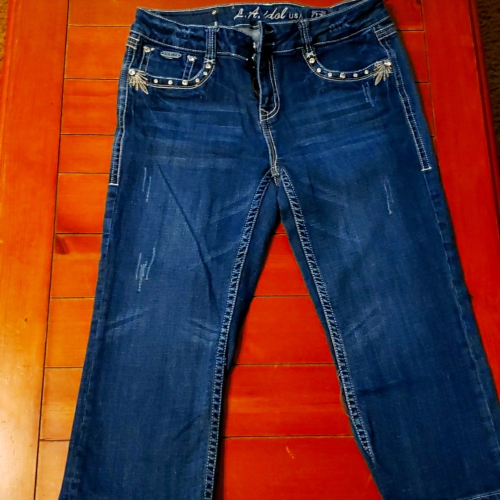 L.A. Idol Capri Jeans